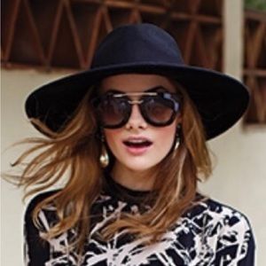 Goorin Bros. Queen of Knives Wide Brim Fedora